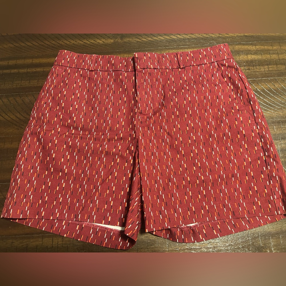 Banana Republic Woman’s  Red / multi-color Shorts Size 2